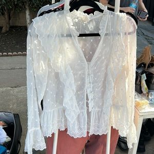 Really pretty white blouse